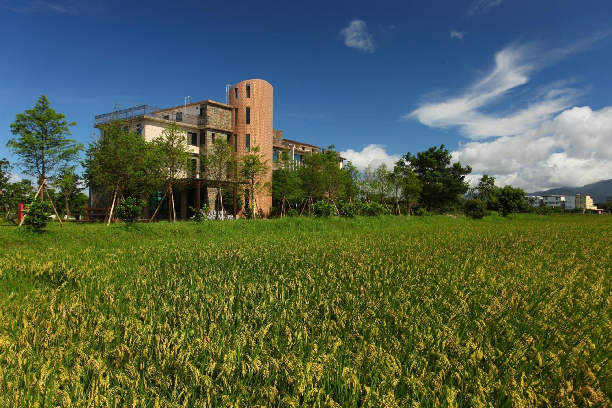Full Sweet Inn Wujie Exterior photo